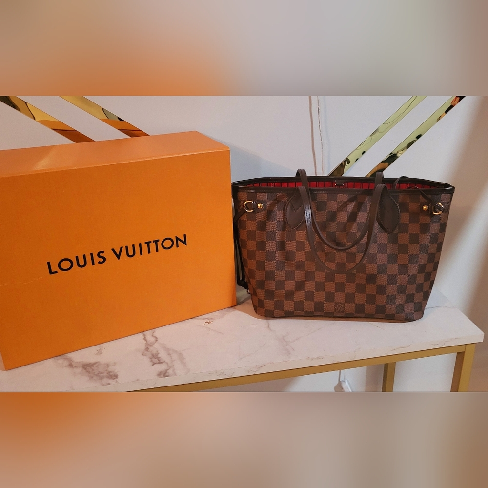 Louis Vuitton Neverfull PM tote